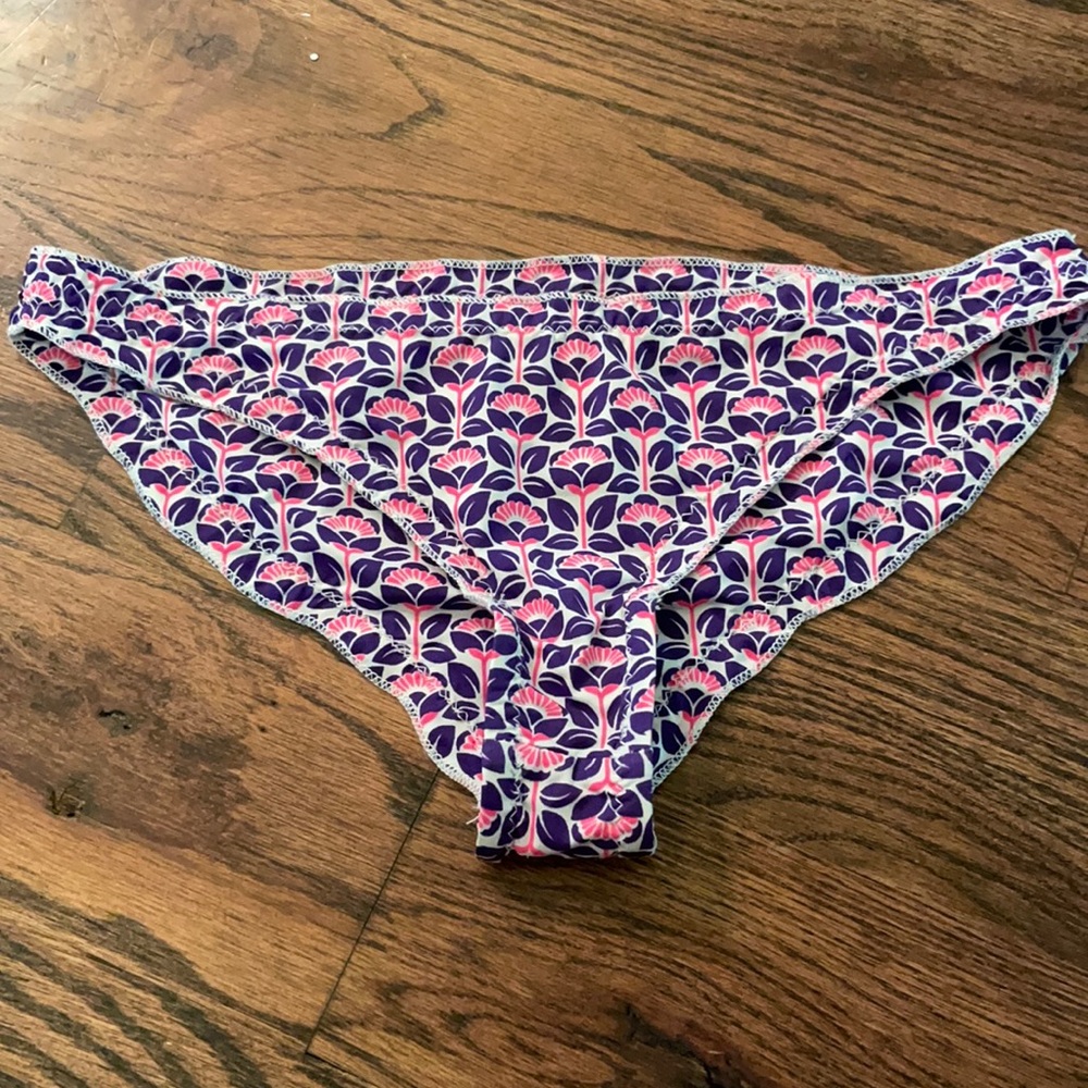 Bikini thief swim bottoms size small S ladies bathing suit